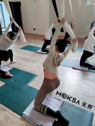 -无界瑜伽普拉提