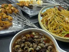 -小山羊功夫串·泰安烧烤·海鲜小炒老地摊店