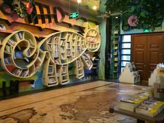 -钟书阁(松江泰晤士小镇店)