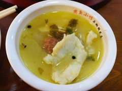 -周鱼小馆石锅酸菜鱼(活力汇店)