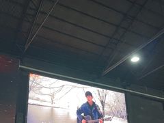 -嘿哟动霸CHUA·新潮玩运动娱乐中心·蹦床滑冰团建乐园
