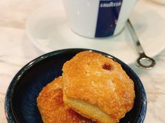 -La Mer Restaurant & Lounge