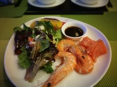 -湖景知味西餐厅•自助餐• 轻食(南京金茂威斯汀大酒店)
