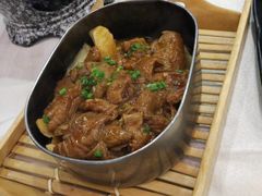 饭盒焖肥肠-渔娘渔家丹东海鲜(东直门店)