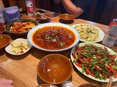 -先启半步颠小酒馆(白麓里店)