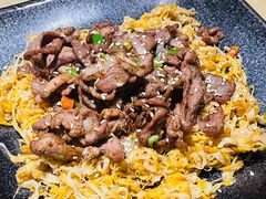 酸菜炒羊肉-丝路金桃·新疆菜(徐汇店)