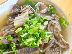 -大众跷脚牛肉馆·非遗传承单位(峨眉山店)