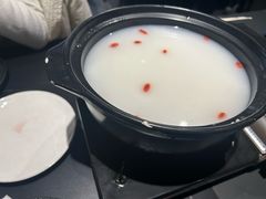 -牛牛和牛海鲜粥底火锅(长虹国际城店)
