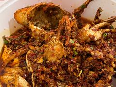 -凤凰路何眼镜香辣蟹(花果园店)