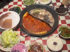 -赵美丽重庆火锅(西安直营总店)