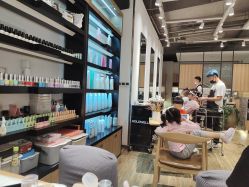 点击看大图 -Mentor Hair Salon