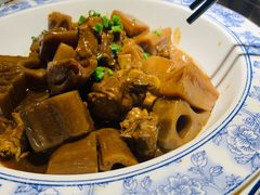 莲藕烧鸭-老村长•湖北家常菜(南湖店)