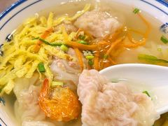 -长人馄饨铺(解放街店)