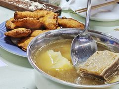 -敖特尔布里亚特美食坊(世纪花苑店)