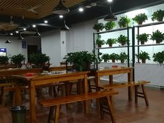 大堂-皖北巫氏三胖地锅鸡(正大店)