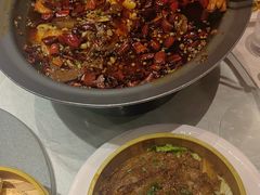 -鑫巴蜀小镇 · 水煮鱼专研店(玉桥店)