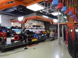 -嗨翻Hi-Fun竞技主题乐园·蹦床团建生日聚会(五棵松华熙店)