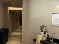 -灸春堂·艾灸·痛症·整脊连锁(之江银泰店)