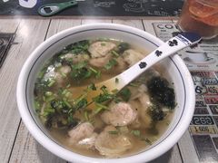 -老谢野馄饨(延安路店)