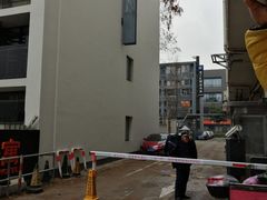 -沃尔玛上海田林店-地面停车场