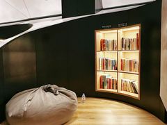 -涨巢·潮玩水疗局