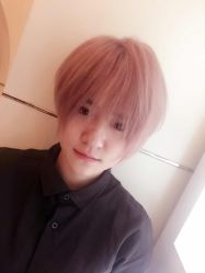 -时尚殿堂明星门店