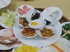 -桥香园云南过桥米线(金马碧鸡店)