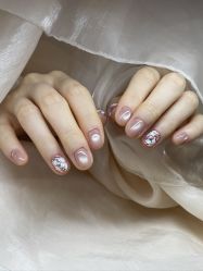 -Fanni美甲美睫皮肤管理