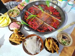 -正贰捌经重庆老火锅(建设路店)