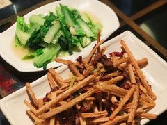 -老宅藕香·湖北菜·非遗藕汤·武昌鱼(黄鹤楼景观店)