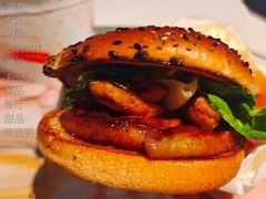 重磅猪肘堡拼盘-麦当劳(曲阳店)