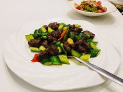 -老船夫婚宴婚庆会馆(延吉路店)