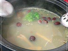 -花苑美食横琴生蚝火锅(拱北粤华路店)