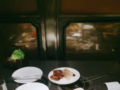-钱小奴海鲜自助黑金店(杭州滨江龙湖店)