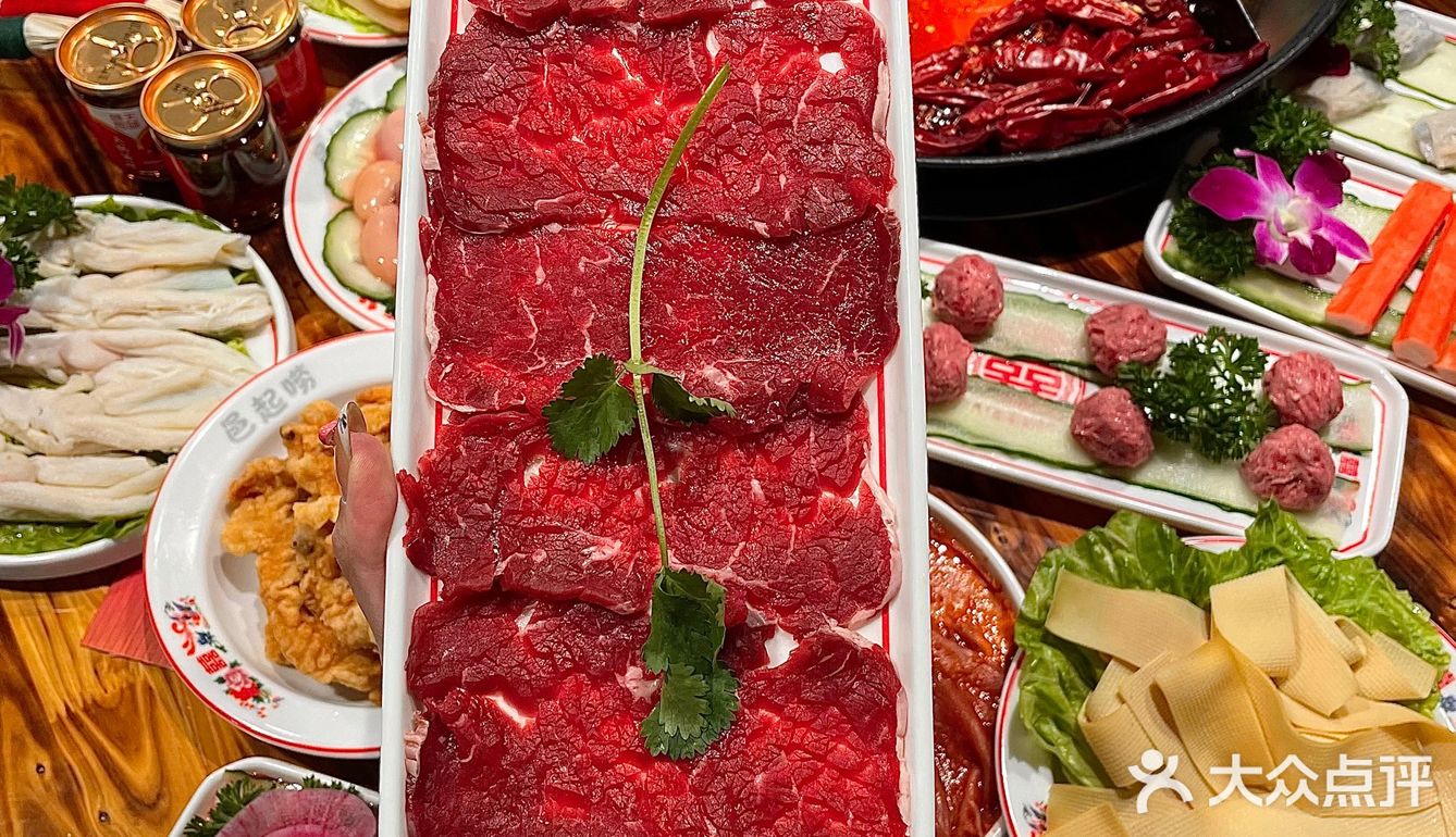 菜品新鲜好吃，鸭肠爽脆，牛肉嫩滑，脆鲷嫩滑鱼片！