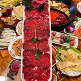 菜品新鲜好吃，鸭肠爽脆，牛肉嫩滑，脆鲷嫩滑鱼片！