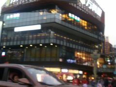 -江燕路万科里