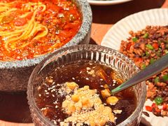 玫瑰花生冰粉-浩海火燒雲傣家菜(芮欧百货店)