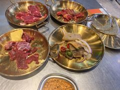 -哈哈碳都·牛肋条无限自助烤肉(台江万达店)
