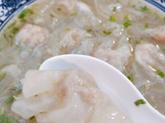 燕皮虾仁馄饨-朱洪元苏式面馆(绿宝广场店)