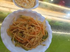 -金杨拉面王小吃面馆·牛三宝面·红烧牛肉粉