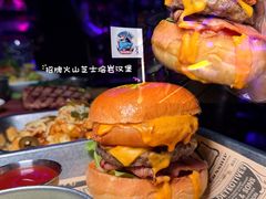 -鲨鱼美式餐厅酒吧Sharky