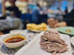 -贯贯吉·清真餐厅(浙江中路店)