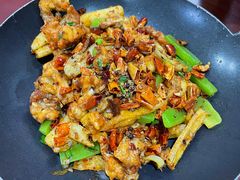 干锅牛蛙-汉思肴 热面皮(虬江路店)