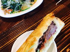 -张满意驴肉火烧(西四店)