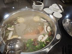 -牛一煲美食(江高店)