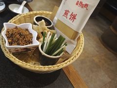 -鲁菜根·泰安菜(万达店)