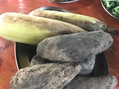 -御霞苑泥烩鸡休闲农庄