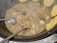 -哈尔滨东北铁锅炖(都督街店)