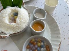 咸蛋冰-Cheevit Cheeva(Sirimangkalajarn)